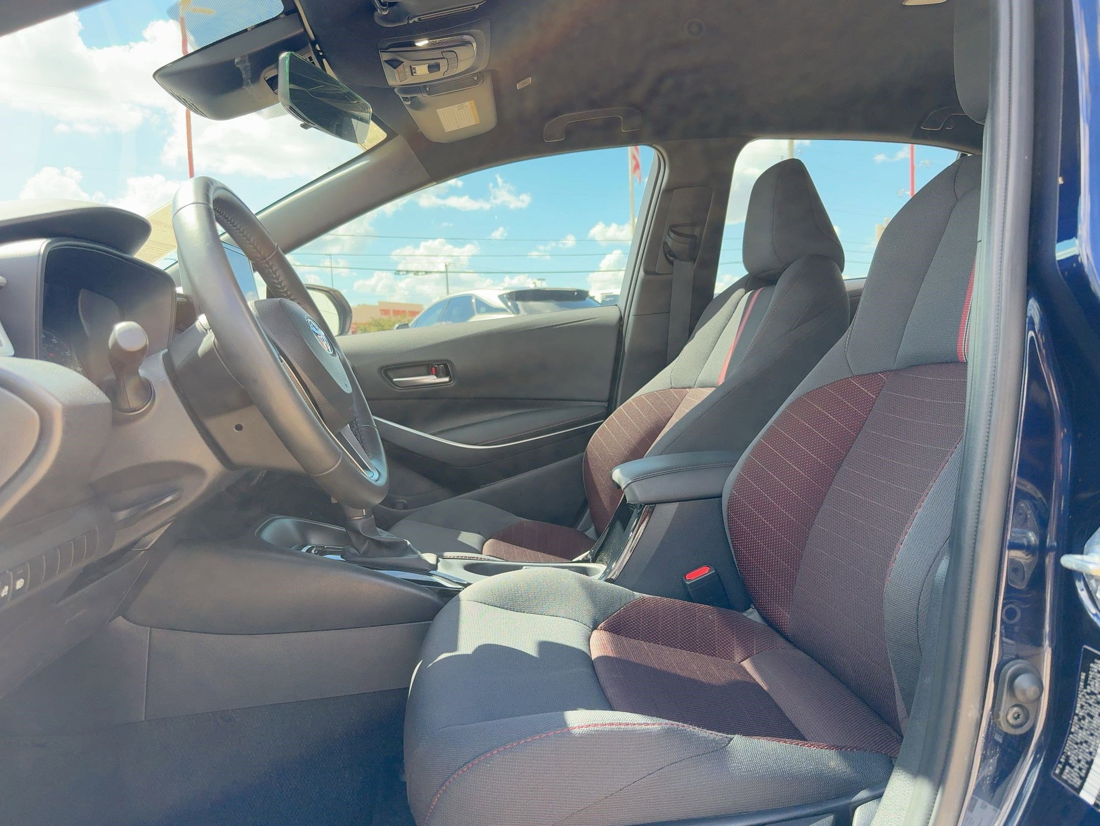 2024 Toyota Corolla SE photo 4