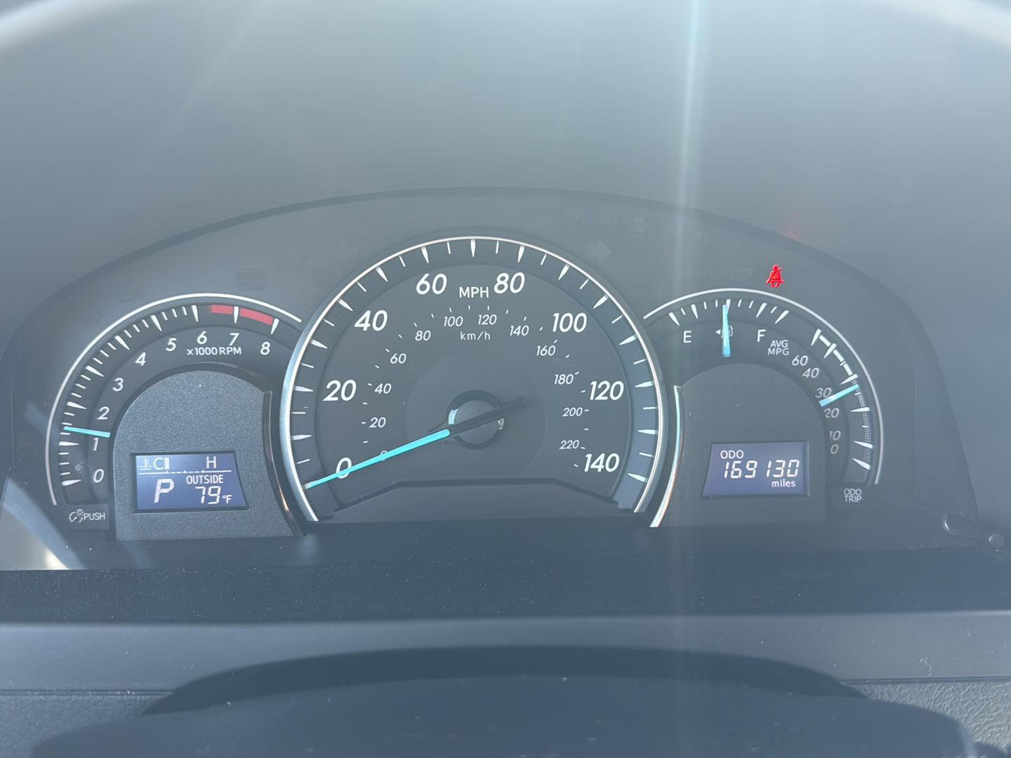2014 Toyota Camry L photo 17