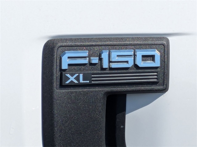2023 Ford F-150 XL photo 9