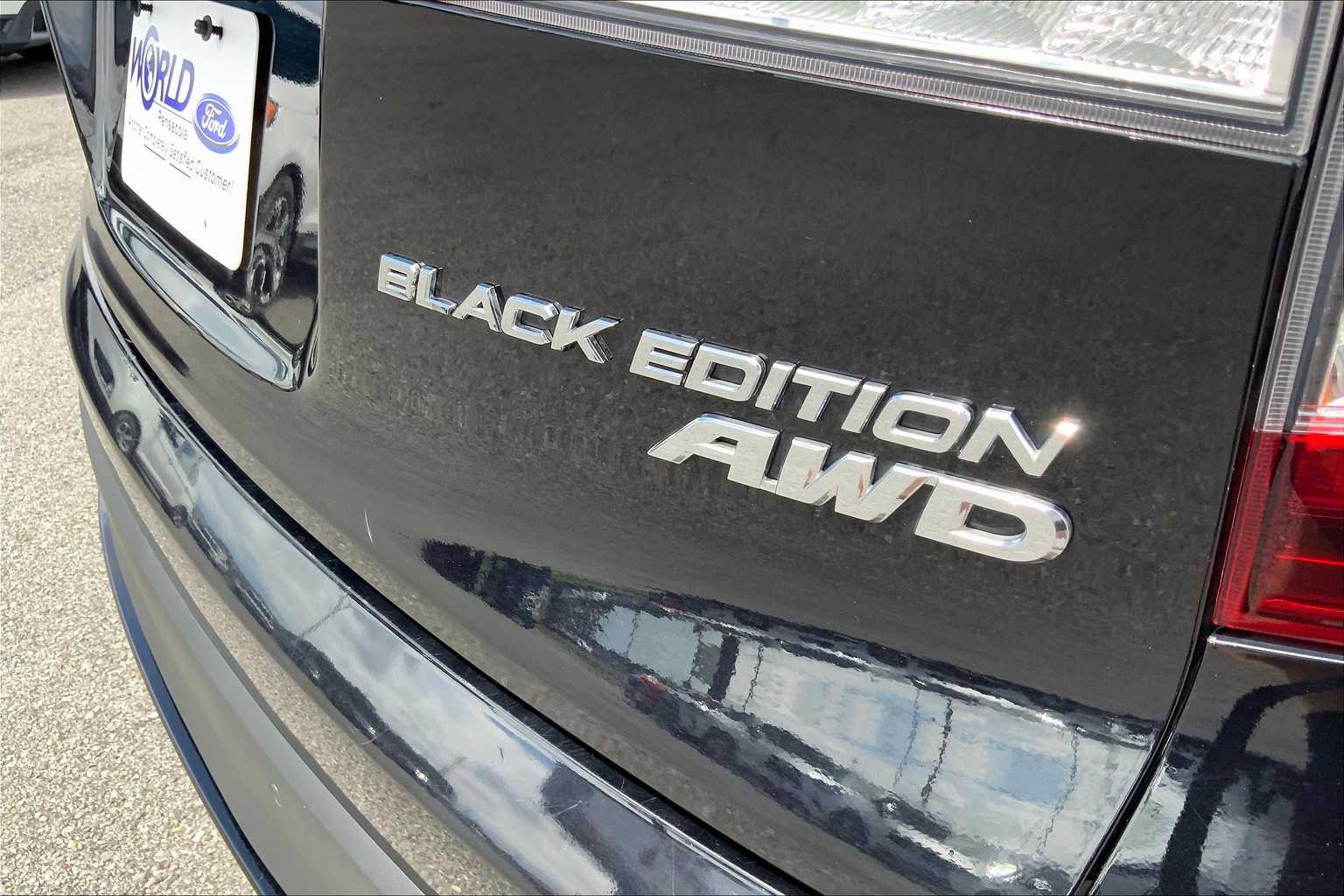 2022 Honda Pilot Black Edition photo 9