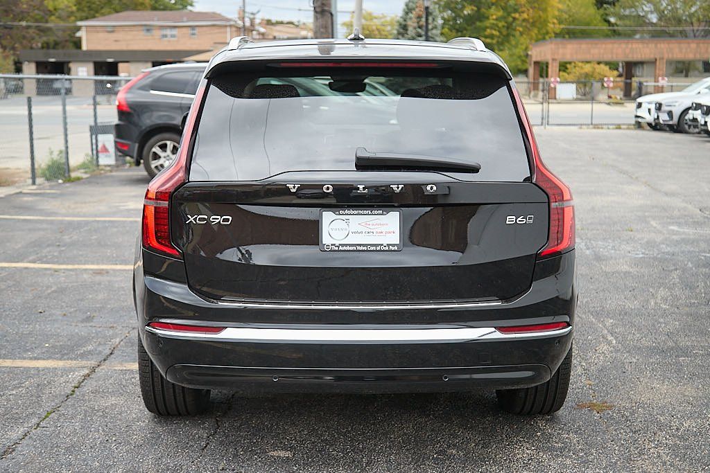 2026 VOLVO XC90 - Image 7