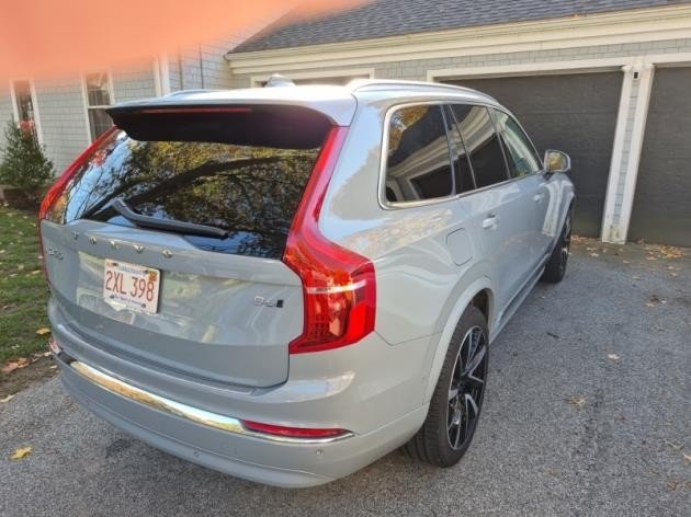 2024 Volvo XC90 Plus photo 4