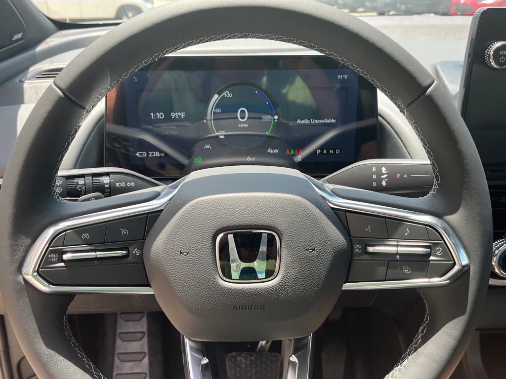 2025 Honda Prologue Touring photo 9