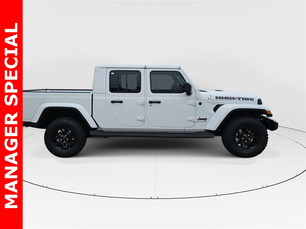 2025 Jeep Gladiator Sport photo 2