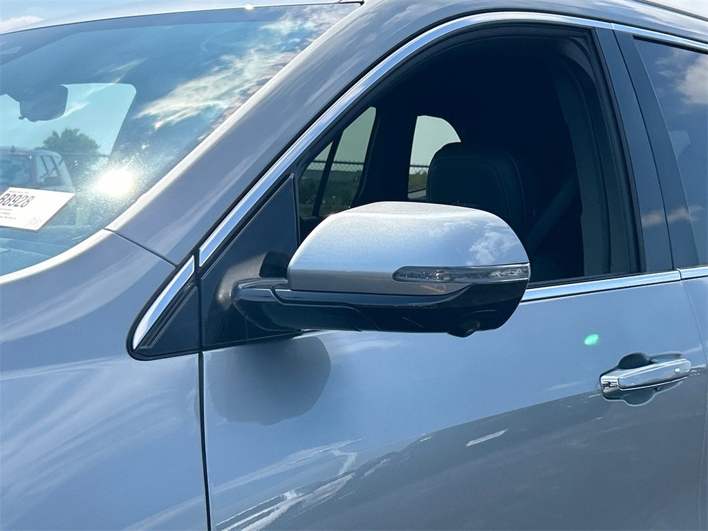 2026 Buick Enclave Avenir photo 12