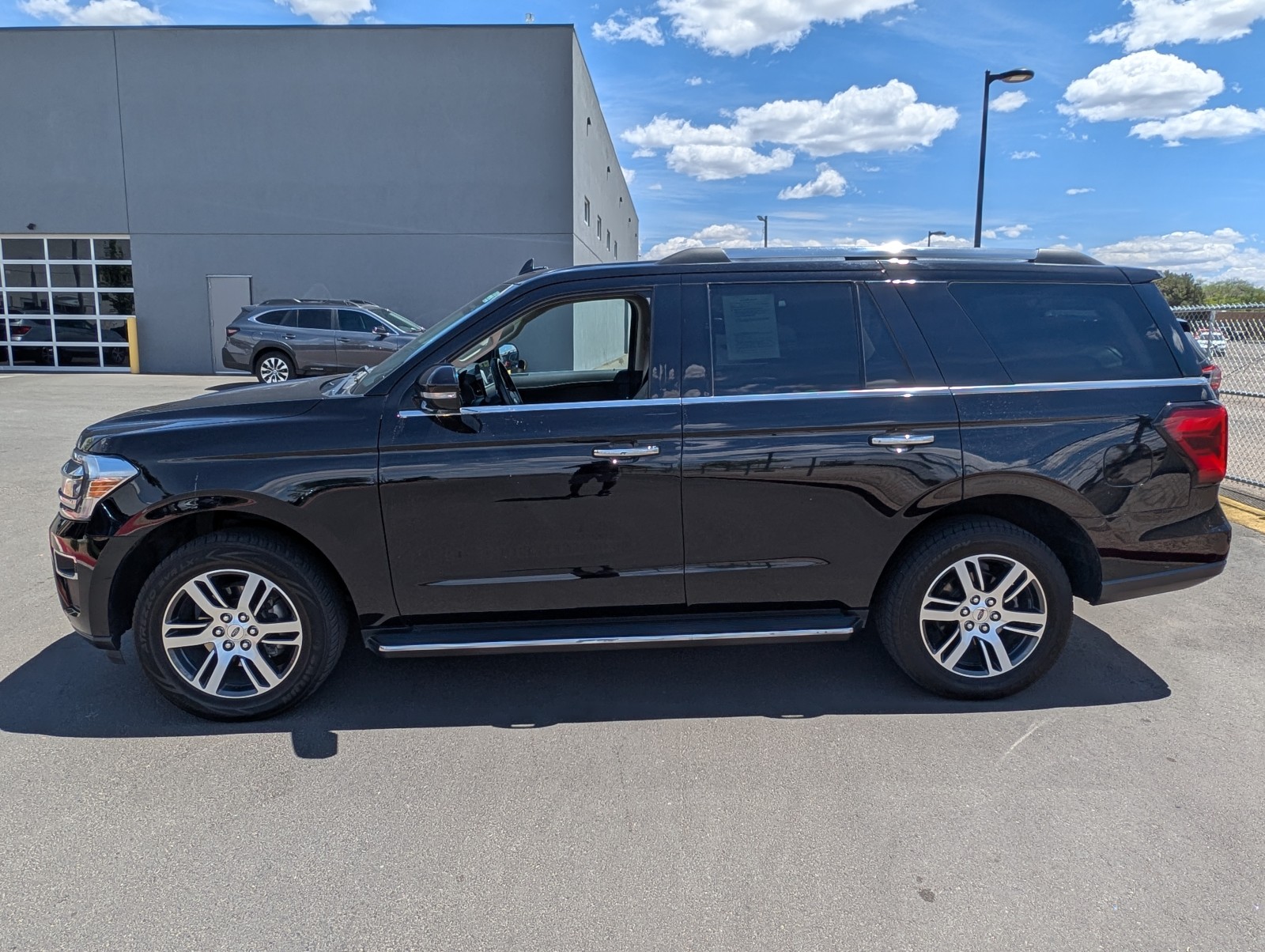 Used 2023 BLACK Ford Limited image 8