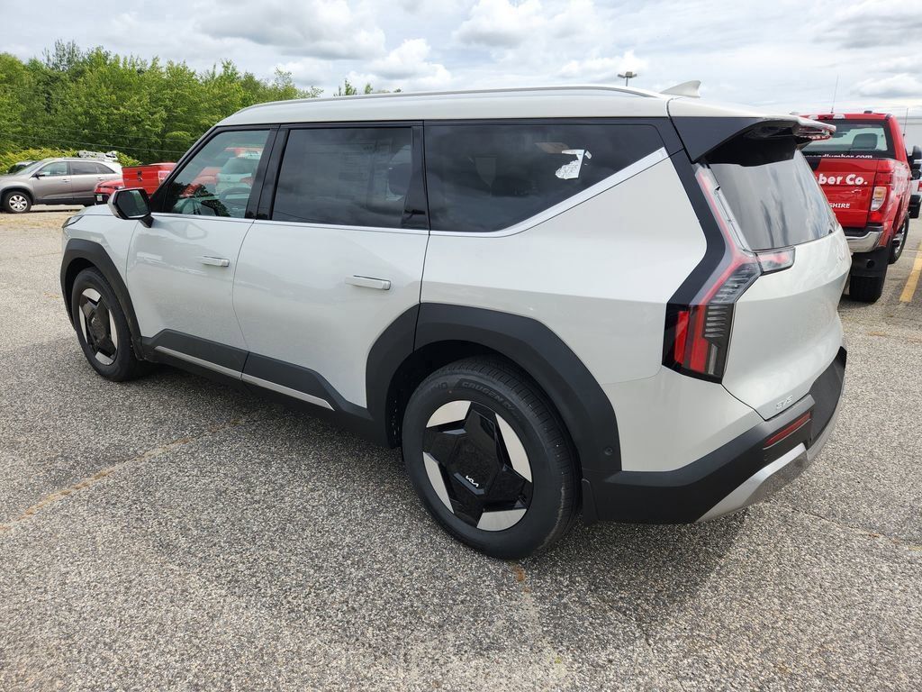 2026 Kia EV9 Wind photo 4