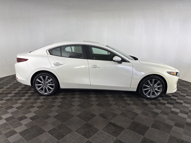2025 Mazda Mazda3 Sedan 2.5 s Preferred photo 4