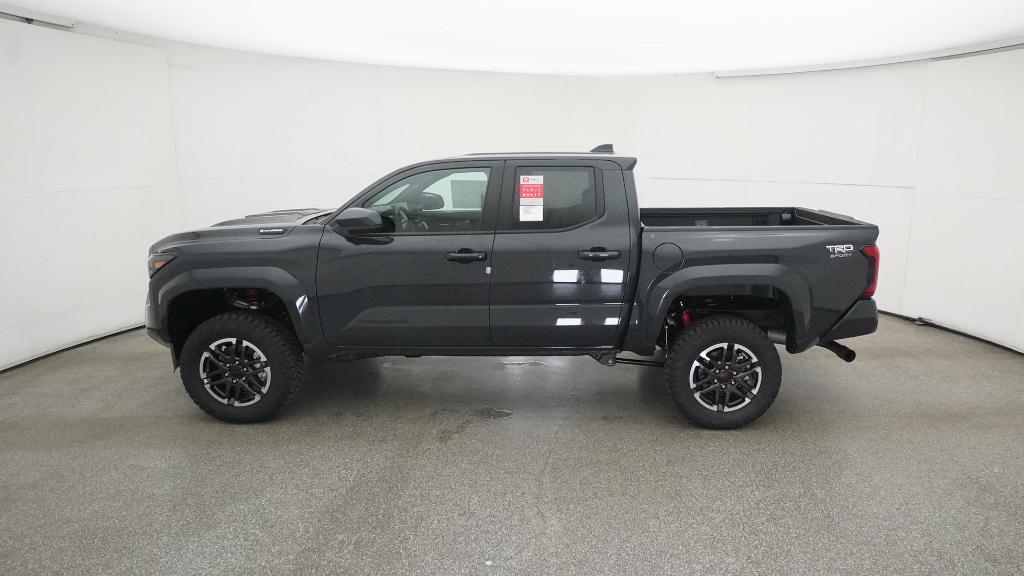 2025 Toyota Tacoma TRD Sport 4x4 Double Cab photo 9
