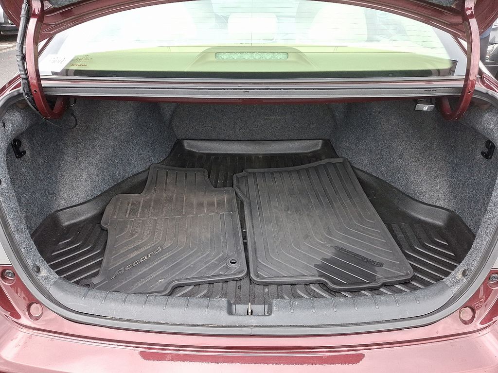 2015 Honda Accord EX photo 26