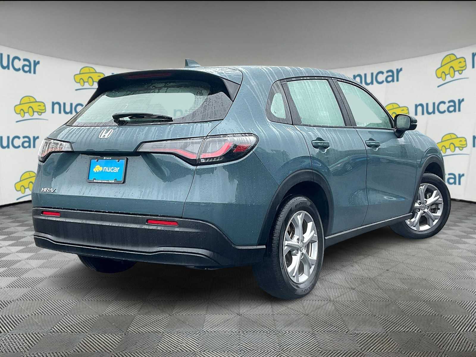 2023 Honda HR-V LX photo 6