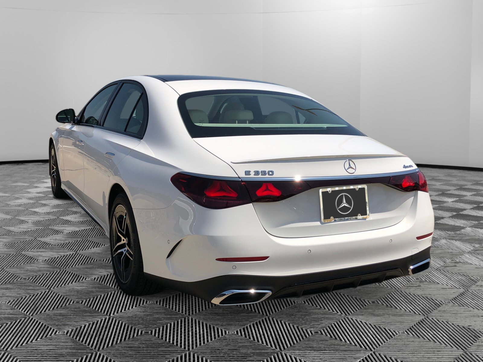 2025 Mercedes Benz E 350 4MATIC Sedan photo 3