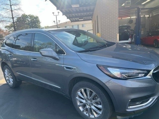 2019 Buick Enclave Essence photo 3
