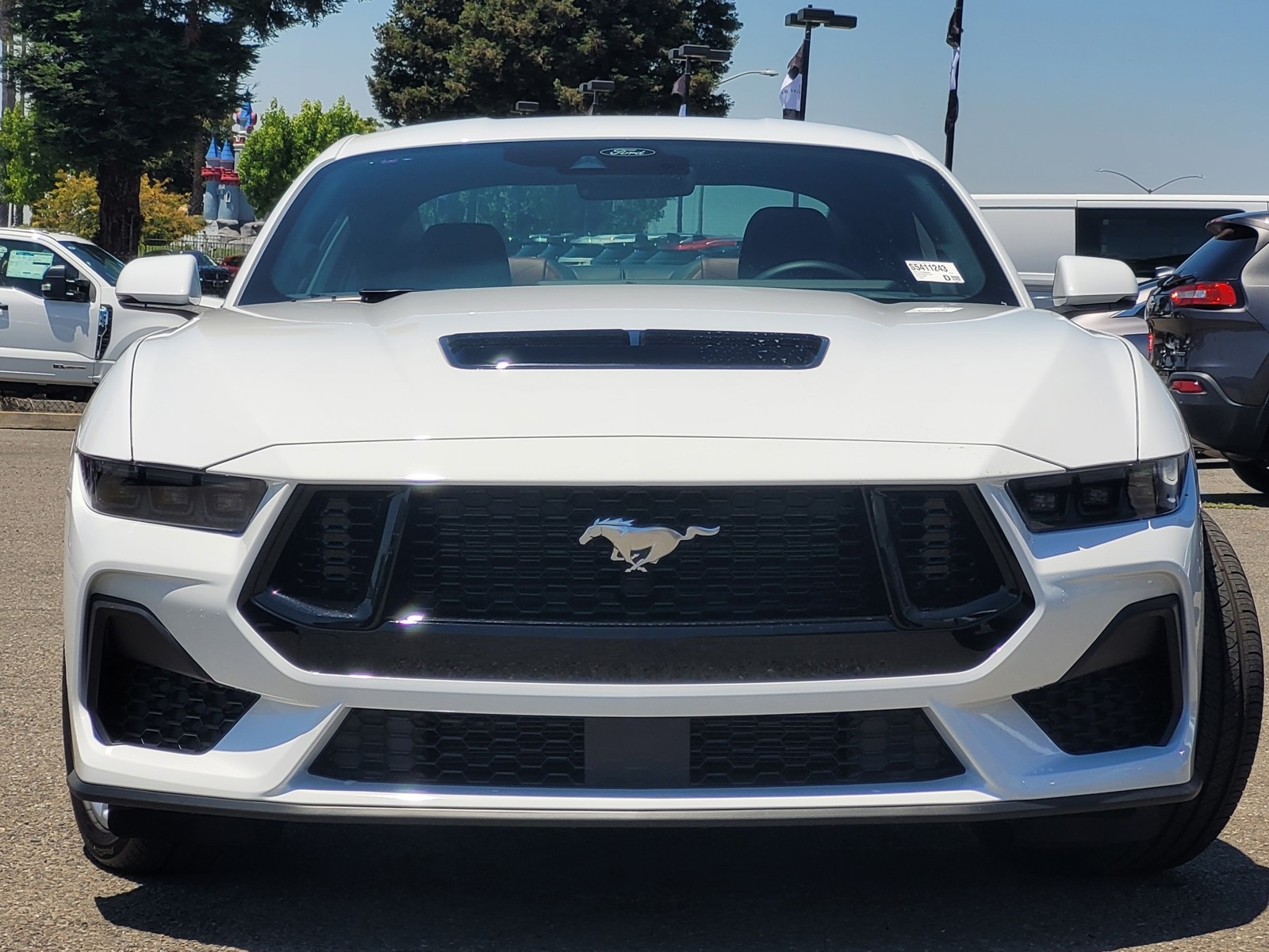 2025 Ford Mustang GT Premium photo 2