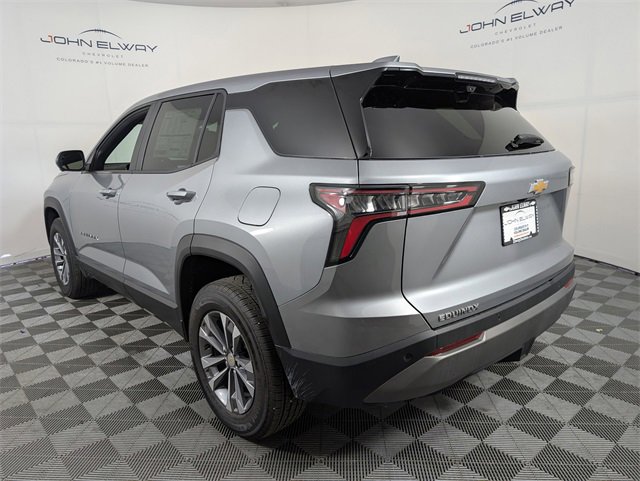 2025 Chevrolet Equinox LT photo 3