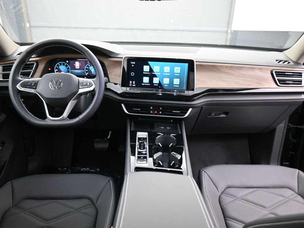 2026 Volkswagen Atlas SE Technology photo 40