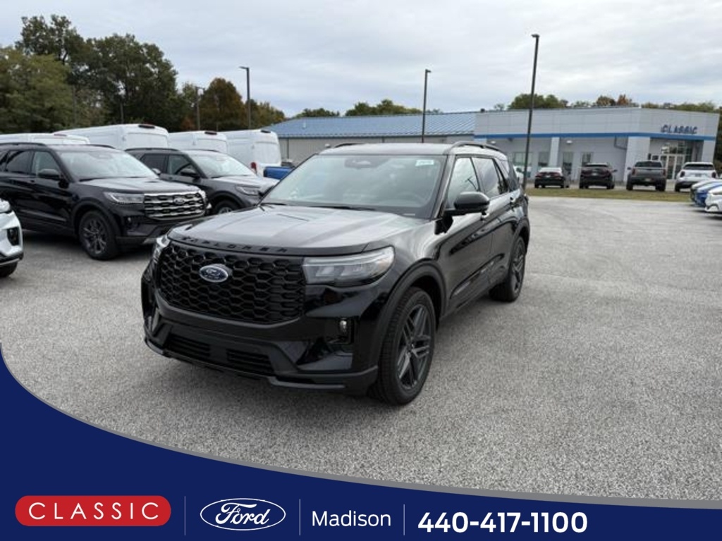 2026 Ford Explorer ST-LINE's photo