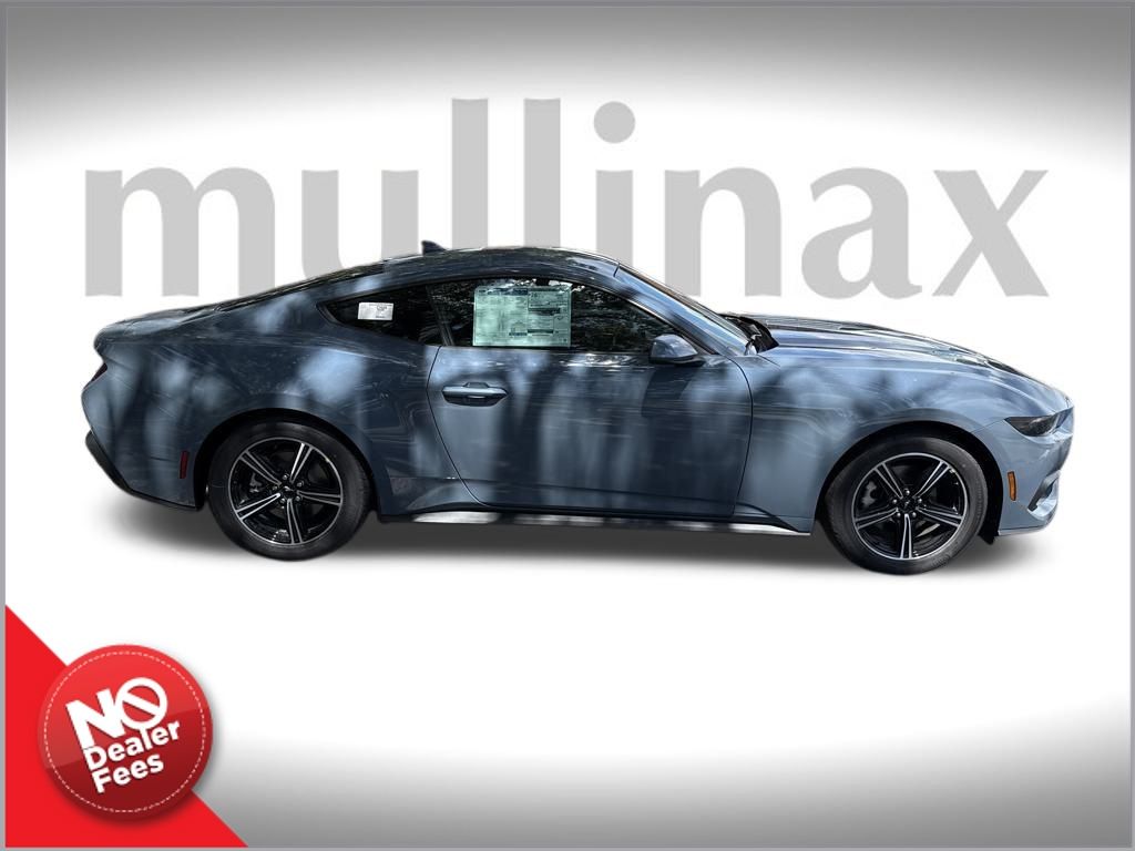 2025 Ford Mustang EcoBoost Premium photo 2