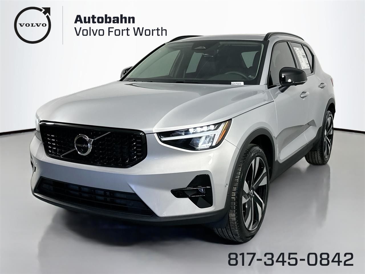 2025 Volvo XC40 Plus's photo