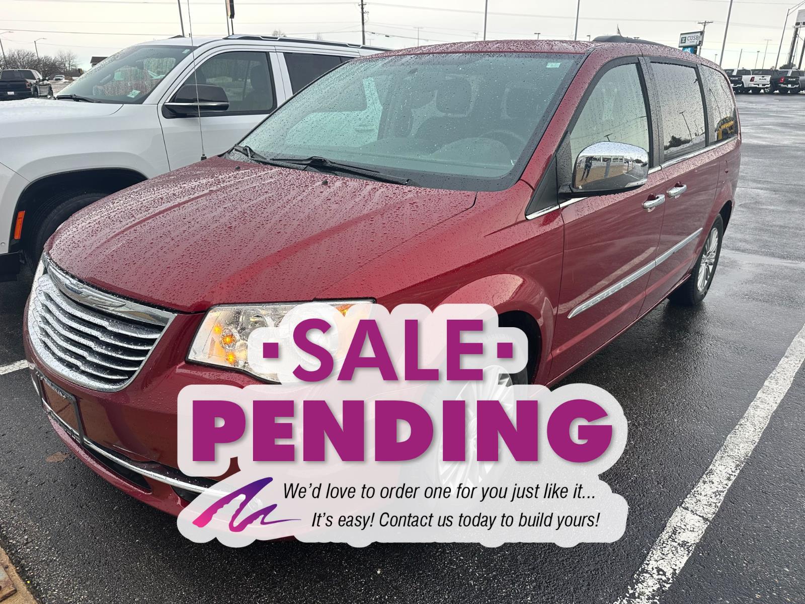 2016 Chrysler Town & Country Touring-L's photo