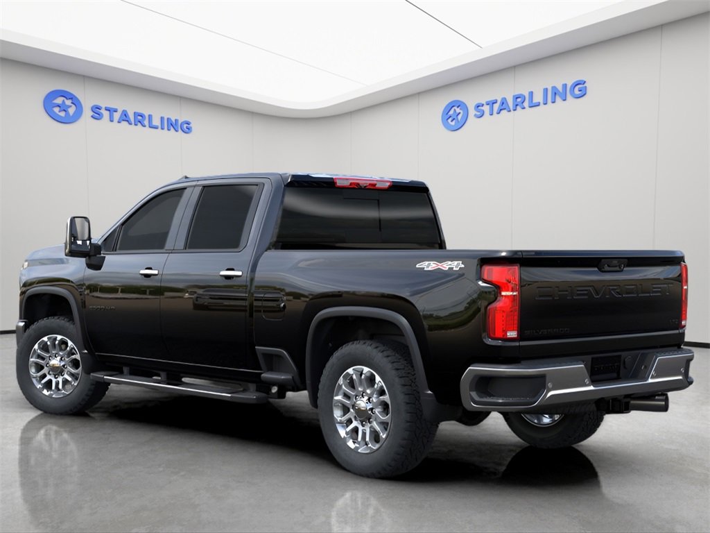 2025 Chevrolet Silverado 2500HD LTZ photo 3