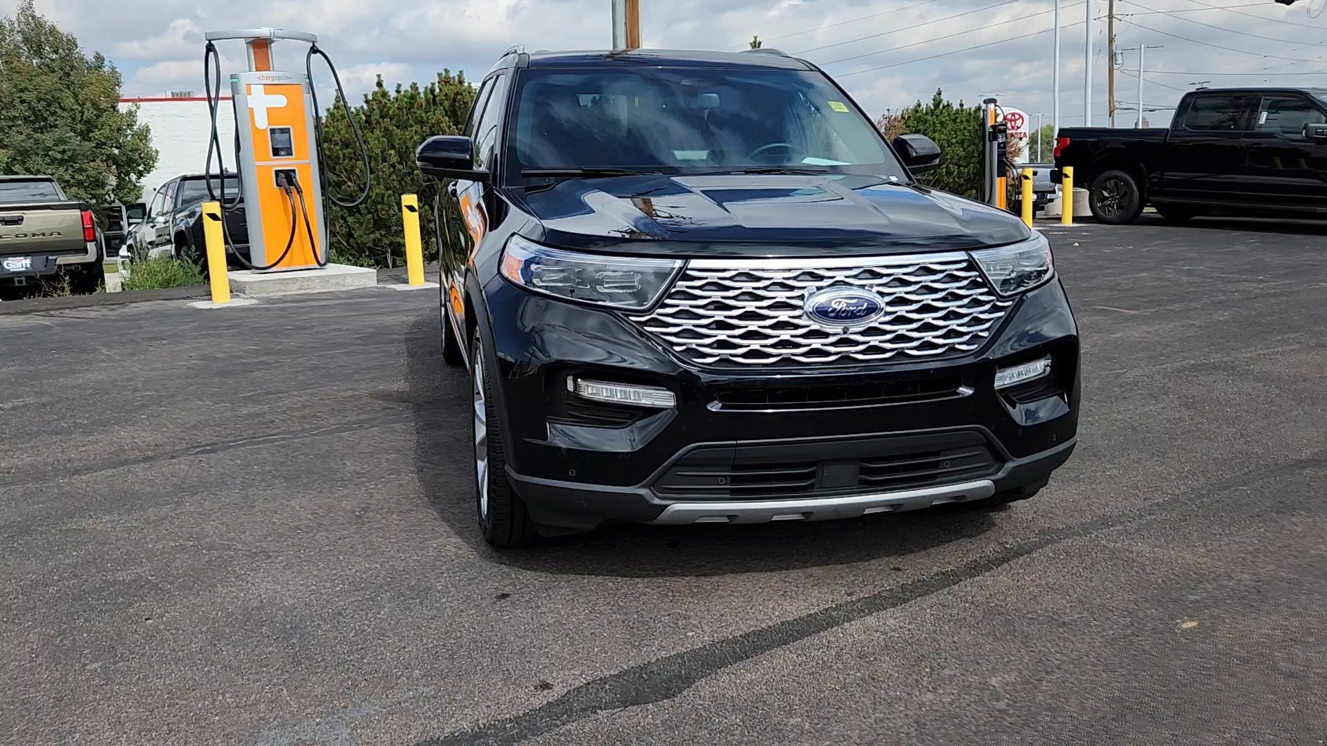 2023 Ford Explorer Platinum photo 4