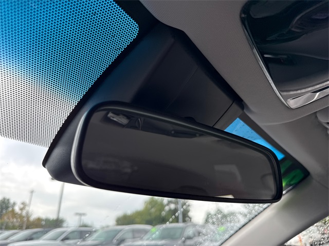 2021 Toyota Venza LE photo 22