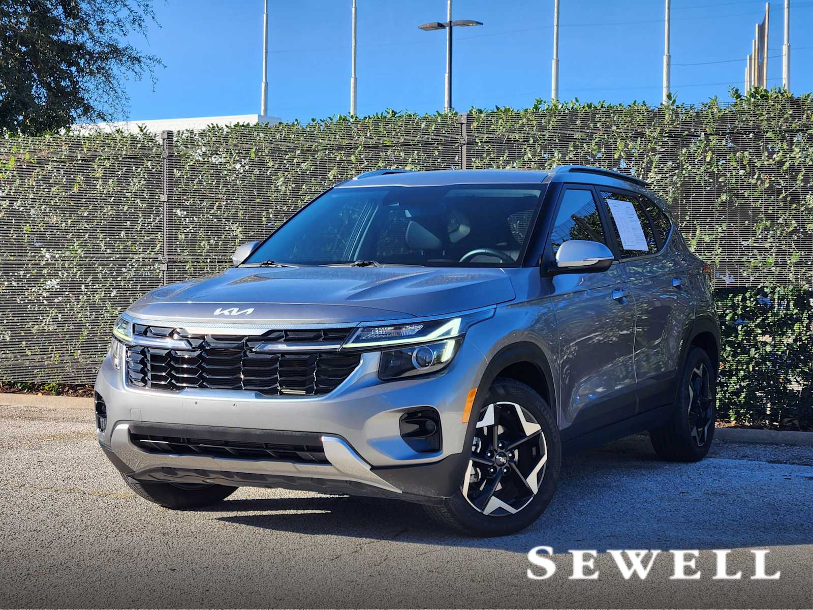 2024 Kia Seltos EX's photo