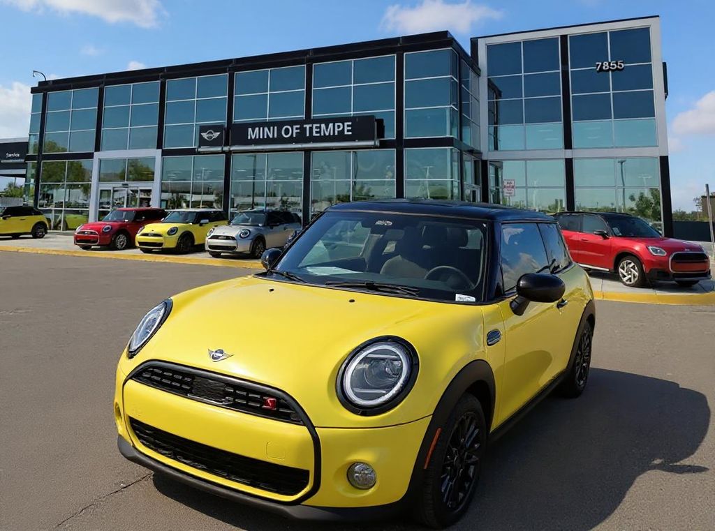 2026 MINI Hardtop S's photo