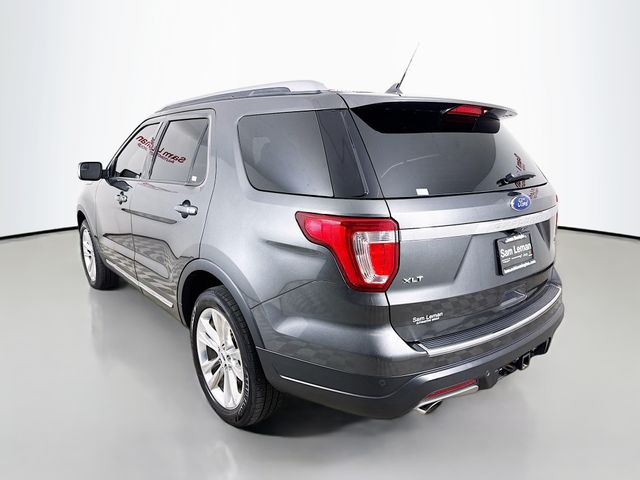 2018 Ford Explorer XLT photo 4