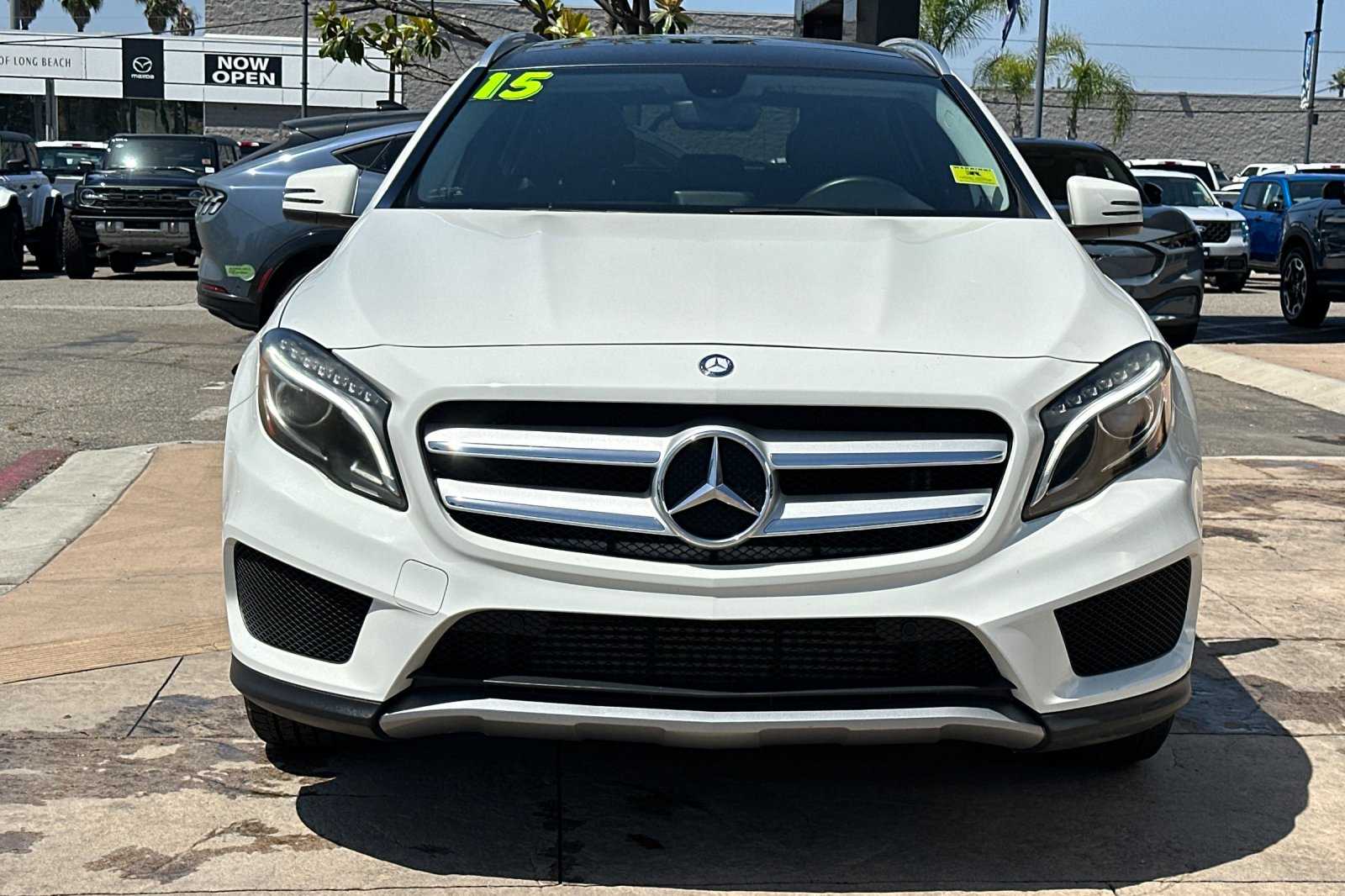 2015 Mercedes Benz GLA 250 4MATIC photo 5