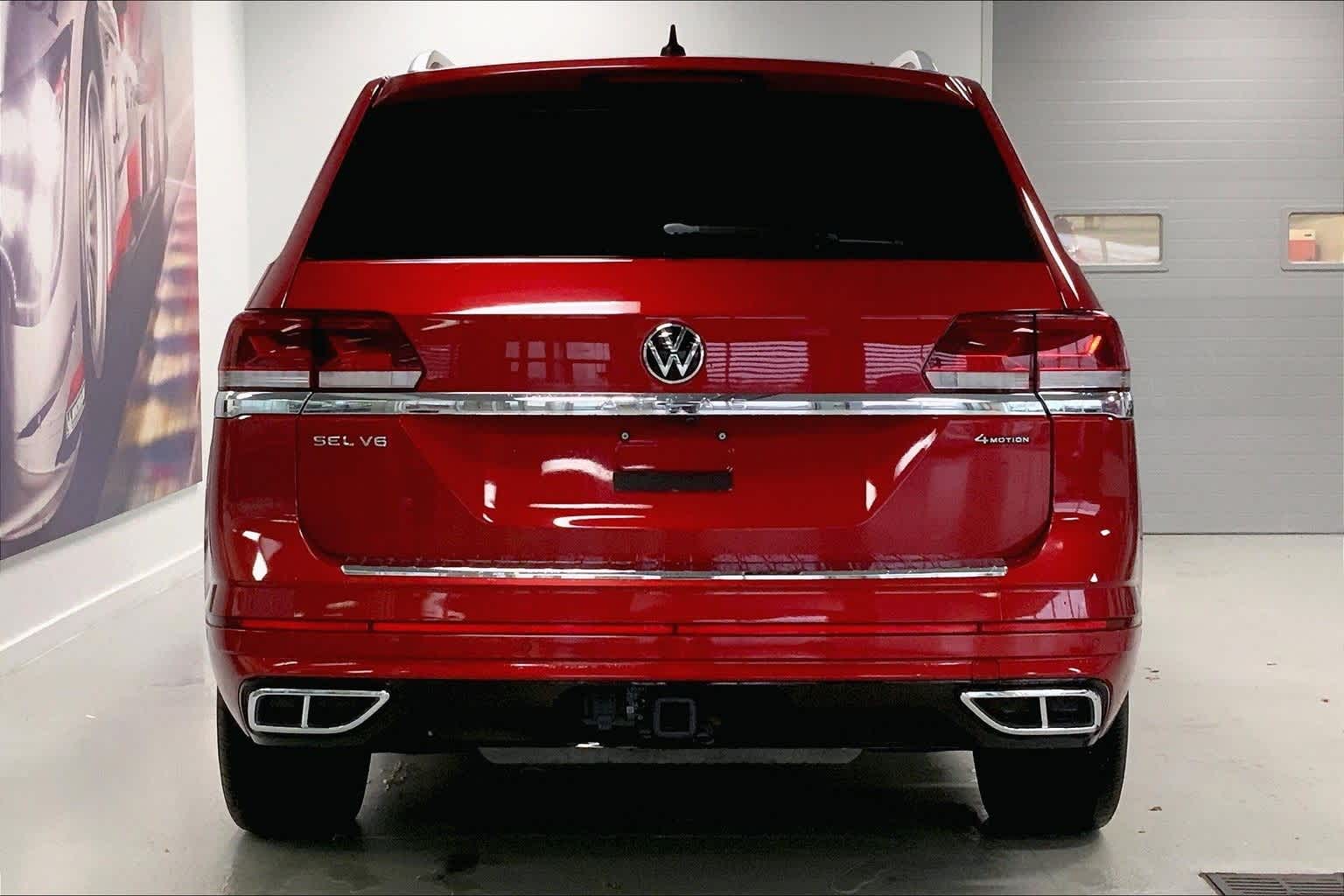 2023 Volkswagen Atlas V6 SEL Premium R-Line photo 4