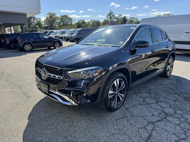2025 Mercedes Benz GLA 250 4MATIC photo 2