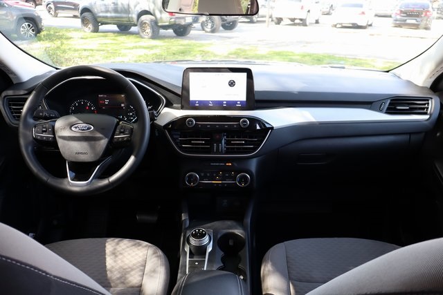 2022 Ford Escape SE photo 33