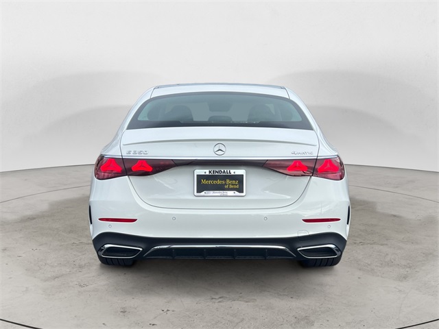 2025 Mercedes Benz E 350 4MATIC photo 4