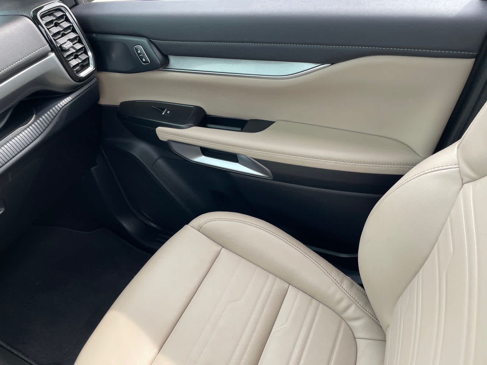 2024 Ford Ranger Lariat photo 15