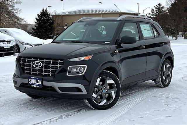 2025 Hyundai Venue SEL's photo