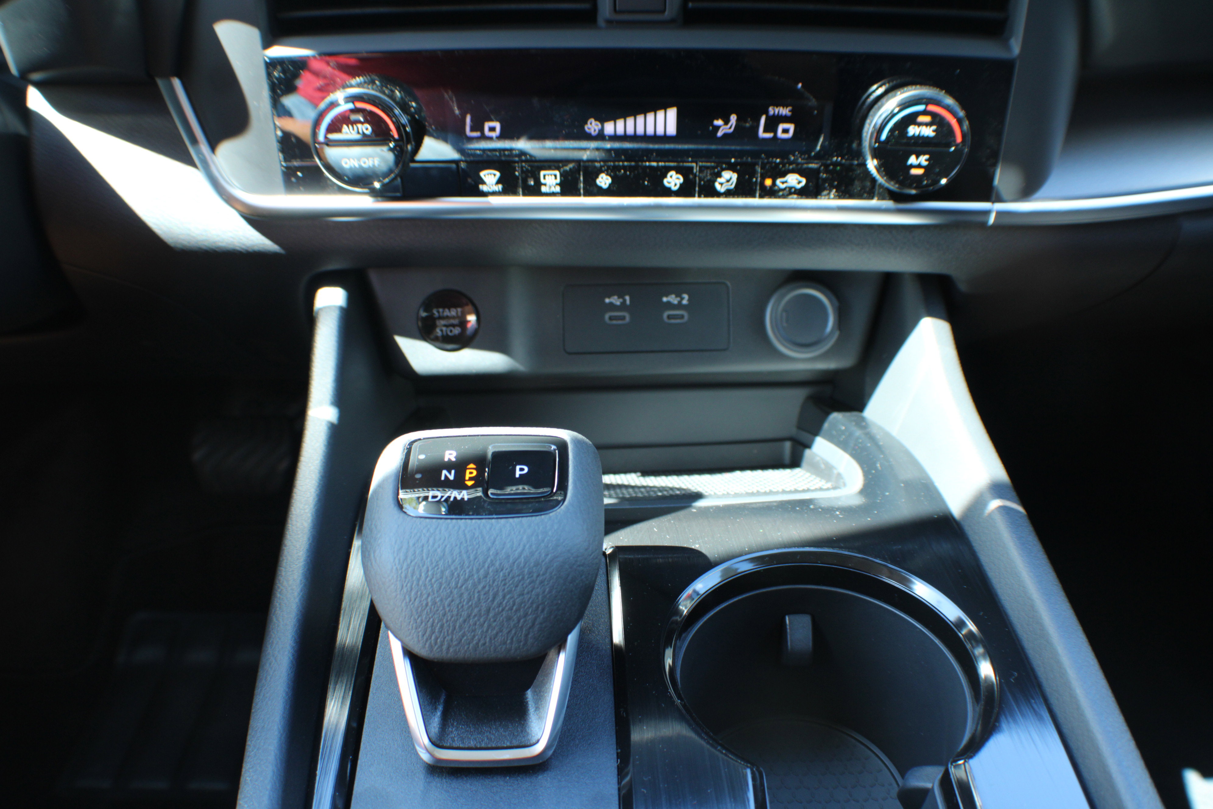 2026 Nissan Rogue SV photo 4