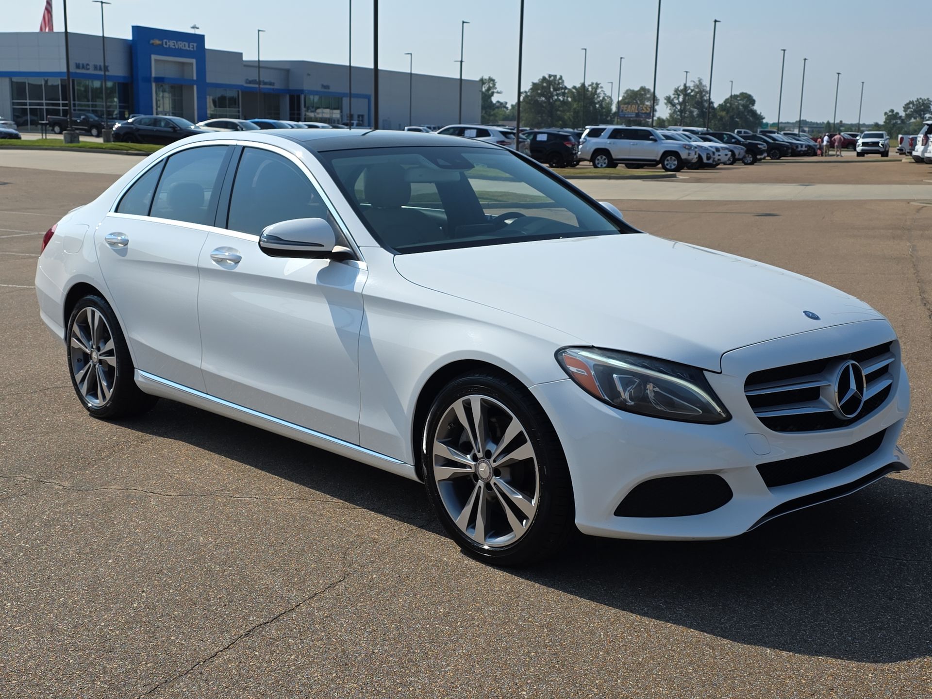 2016 Mercedes Benz C 300 photo 2