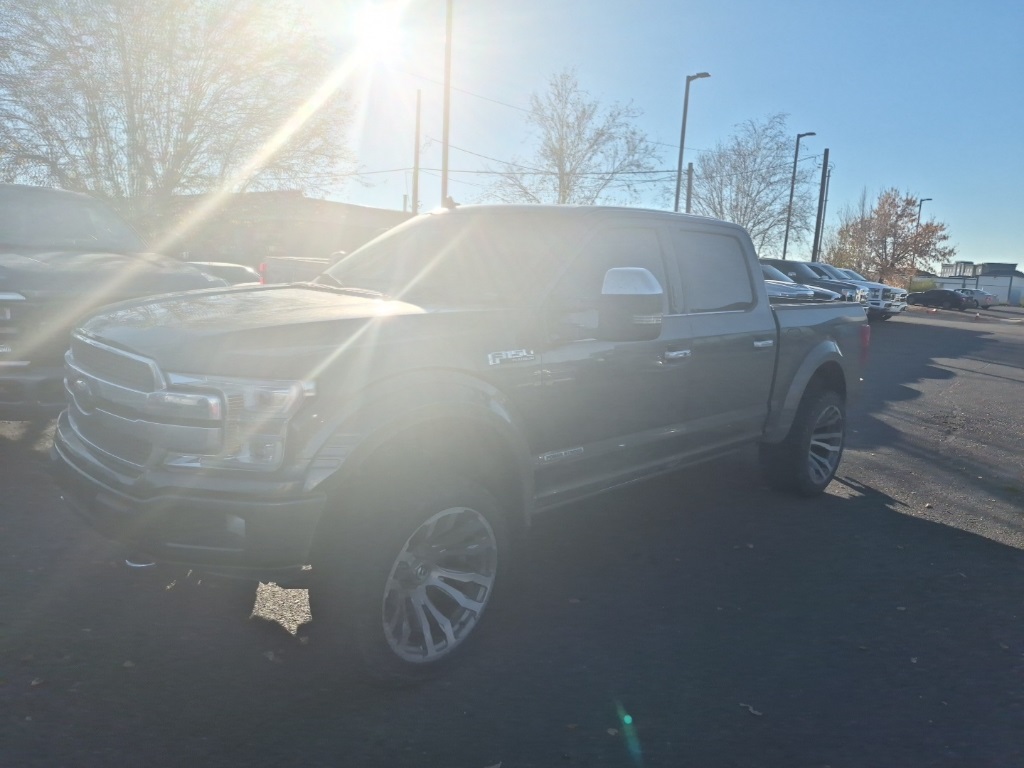 2018 Ford F-150 Platinum's photo