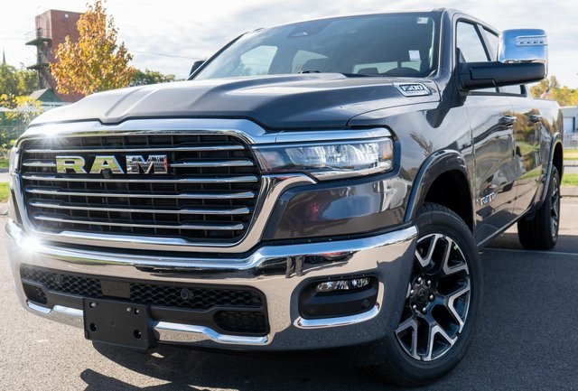 2026 RAM Ram 1500 Pickup Laramie's photo