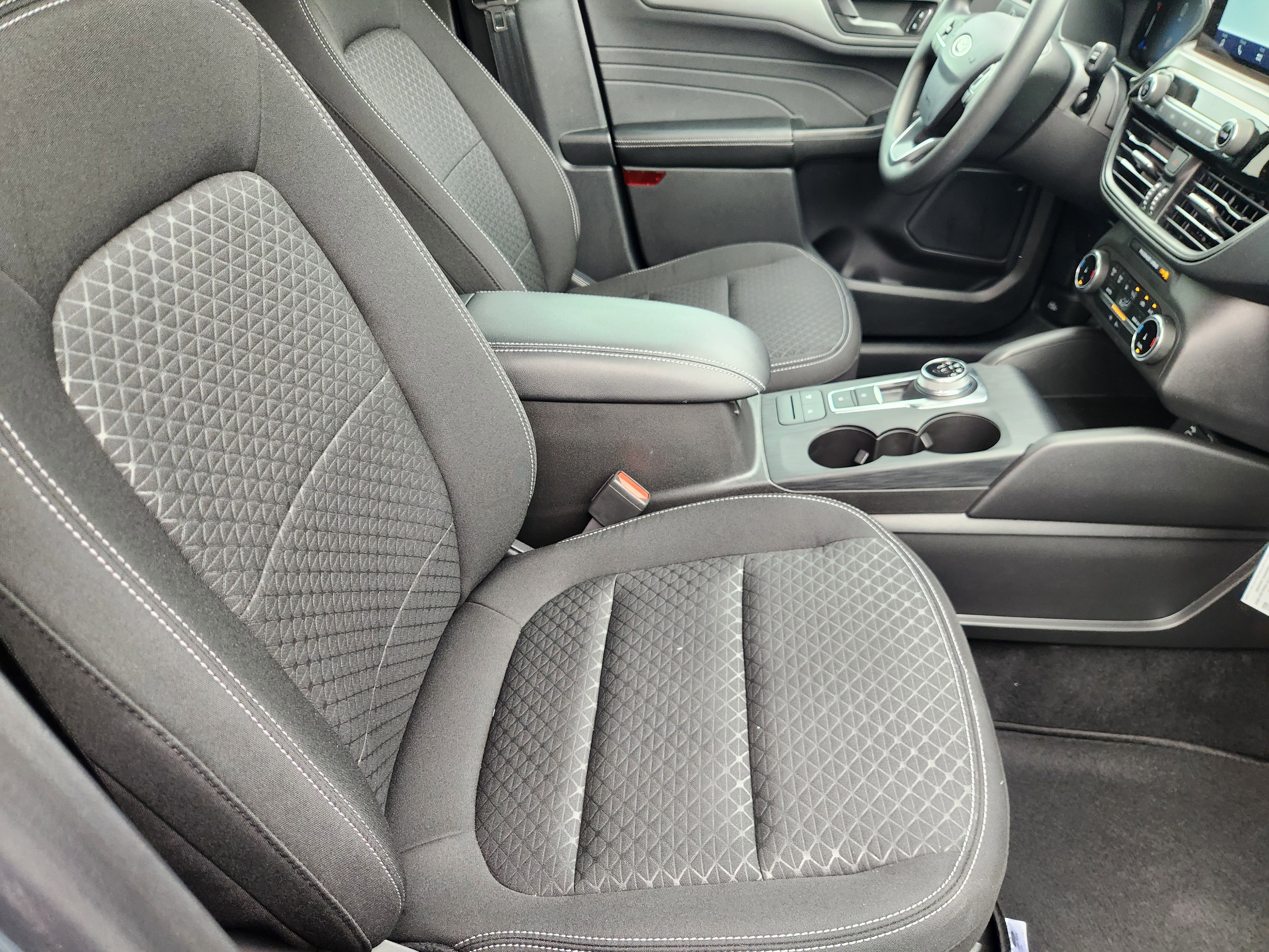 New 2025 Vapor Blue Metallic Ford Active image 9
