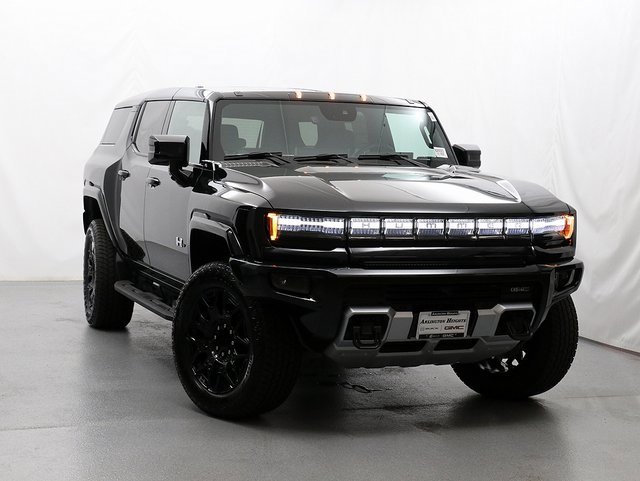 2025 GMC HUMMER EV 2X's photo