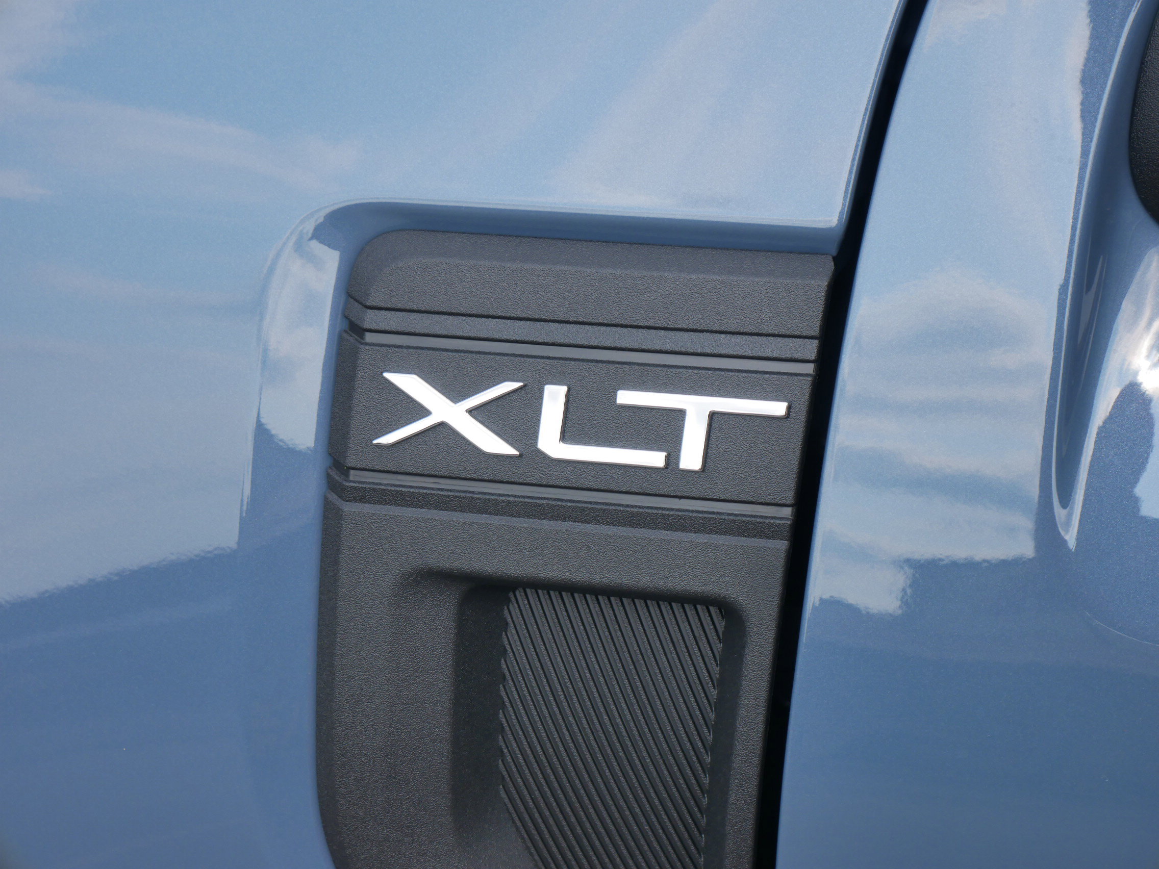 2025 Ford Maverick XLT photo 14