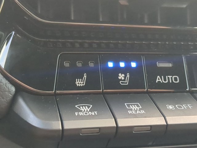 2024 Toyota Land Cruiser Base photo 18