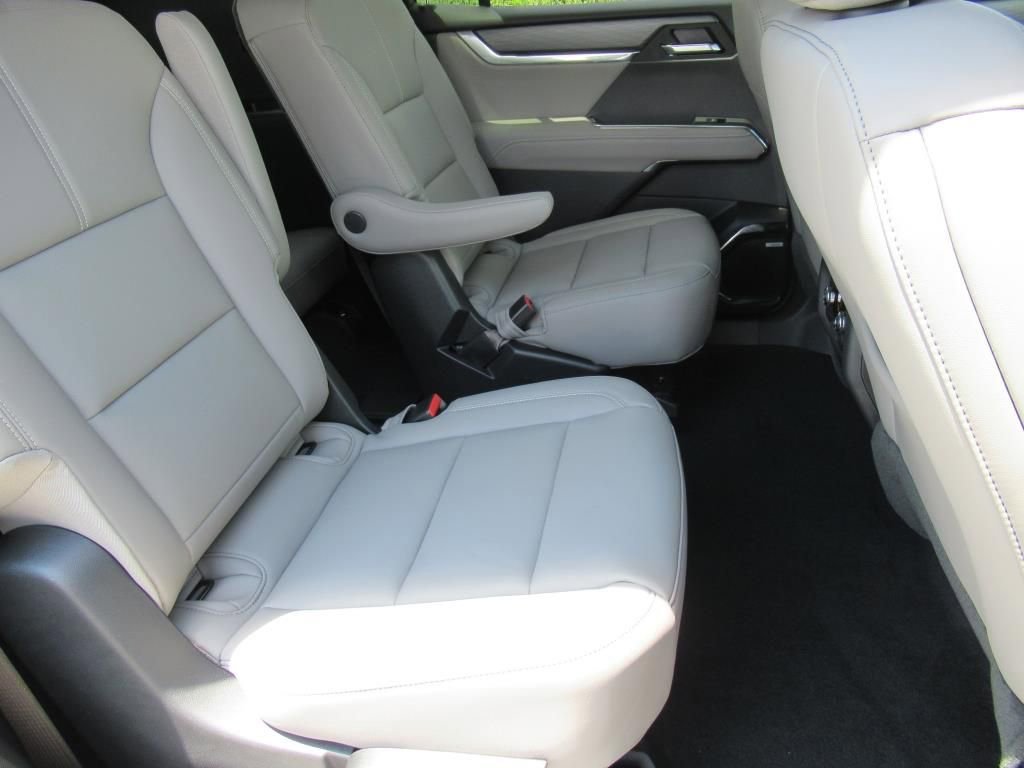 2026 Gmc Acadia Elevation photo 27