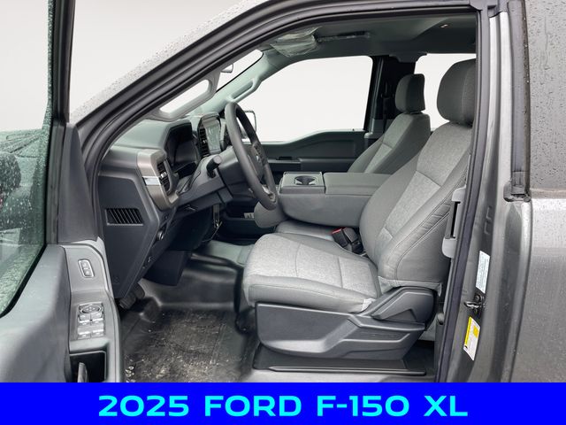 2025 Ford F-150 XL photo 8