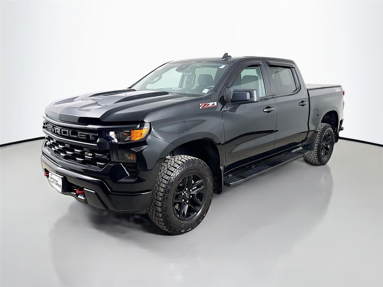 2024 Chevrolet Silverado 1500 Custom Trail Boss photo 2