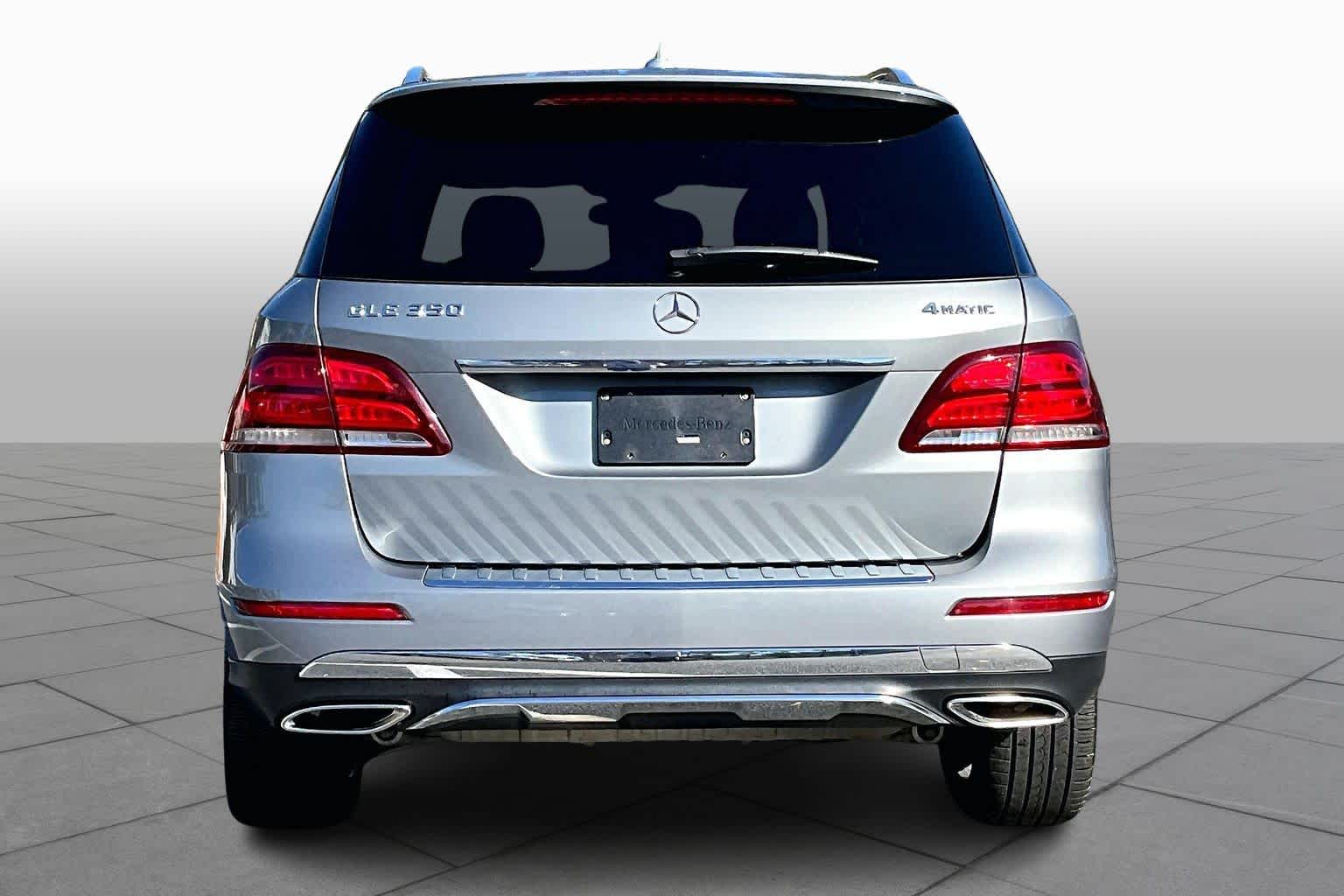 2016 Mercedes Benz GLE 350 4MATIC photo 3