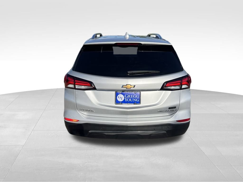 2022 Chevrolet Equinox Premier photo 2